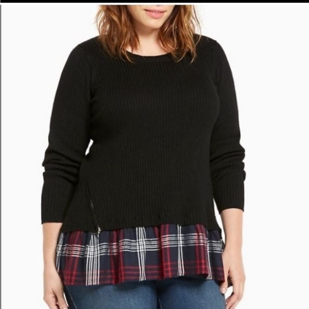 NWT black torrid sweater plaid layered hem with long sleeves.